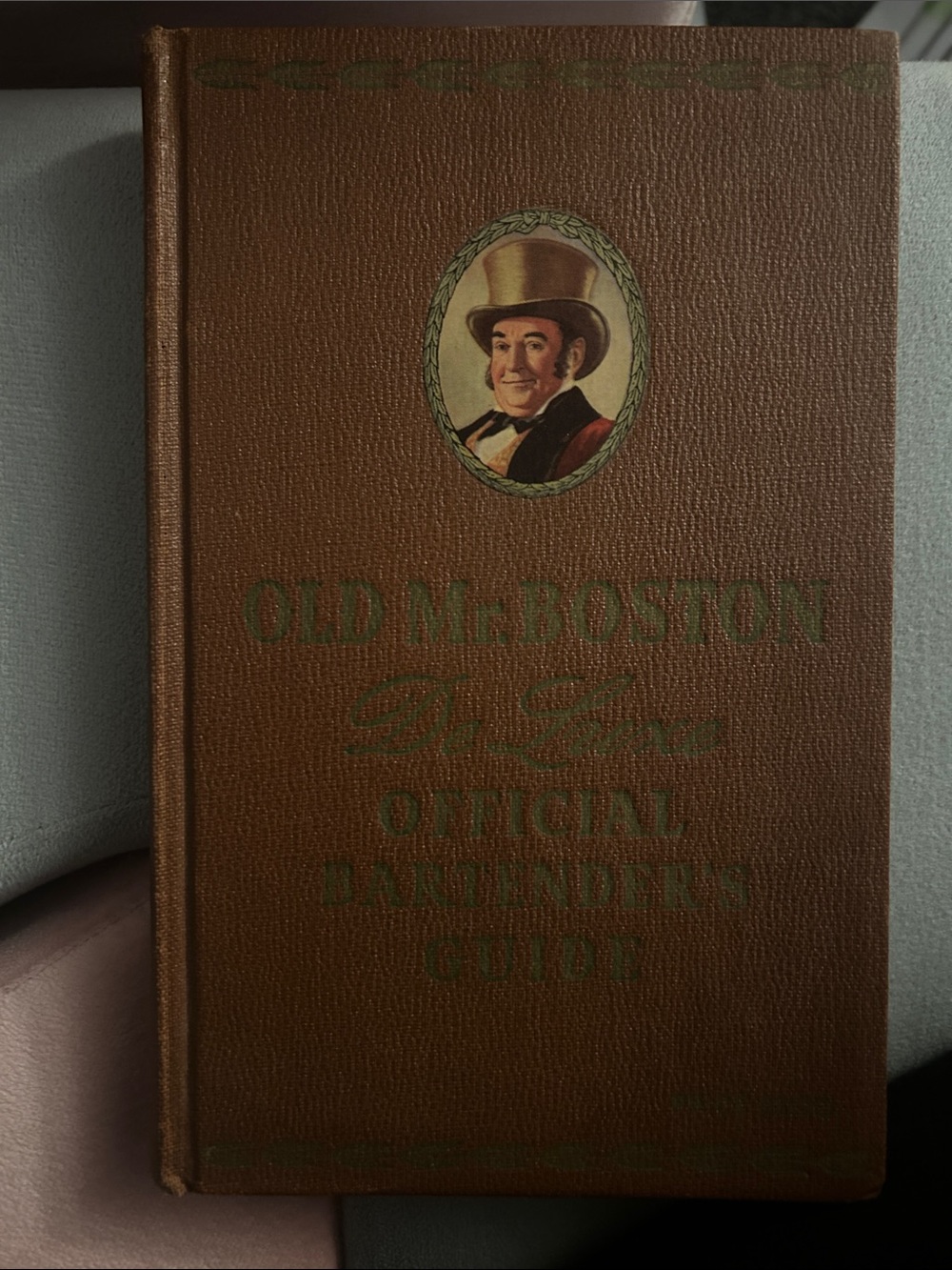 Official Bartender’s Guide Old Mr. Boston Hardcover 1935
